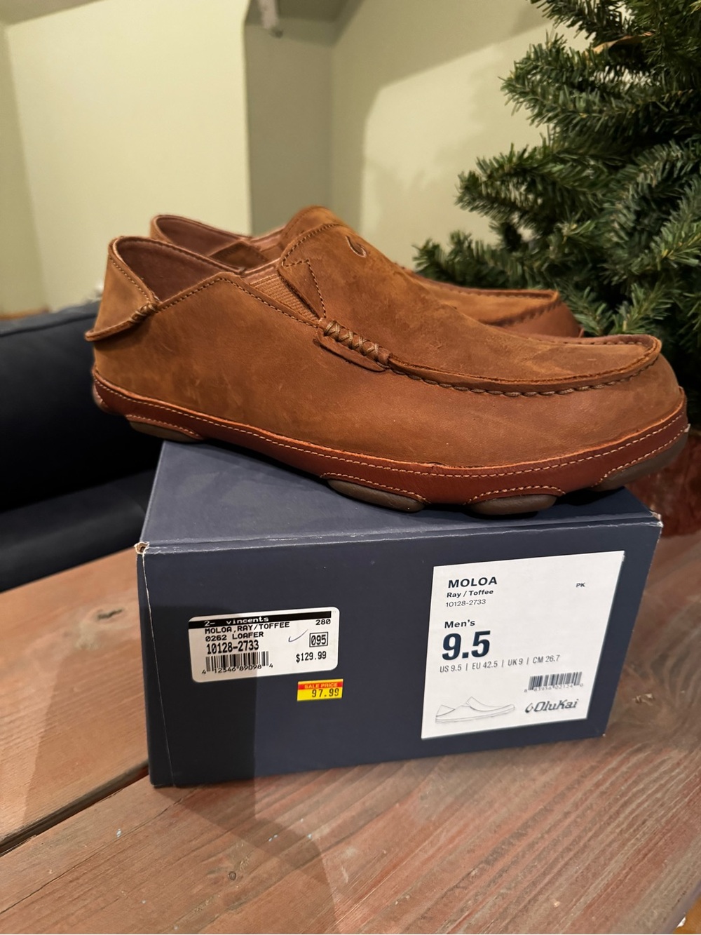 OluKai Moloa Leather Slip-On Loafer in Toffee Brown size 9.5
